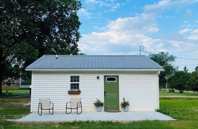 The Fern House - Cozy Bungalow