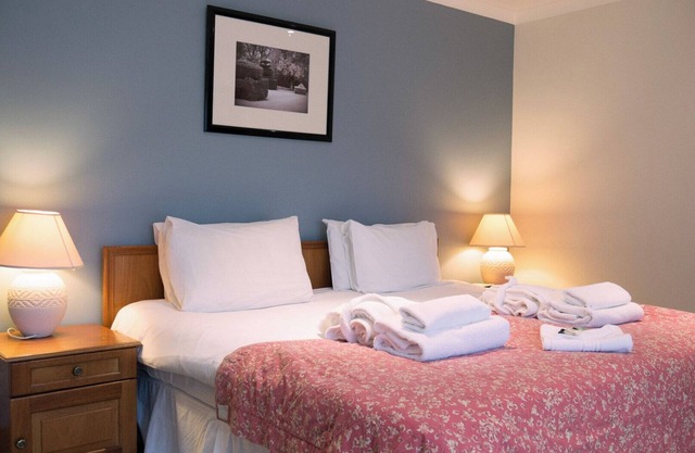 The Garden Room, 1 Bedrooms, Sleeps 4