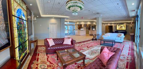 The GEM Museum Suites