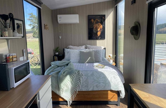 The Huntaway by Tiny Away