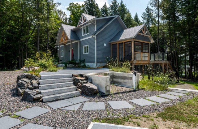 The Huron Woods Retreat with Sauna & Sports Court