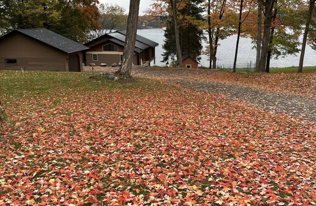 The Ice House - An UPscale U.P. lake home