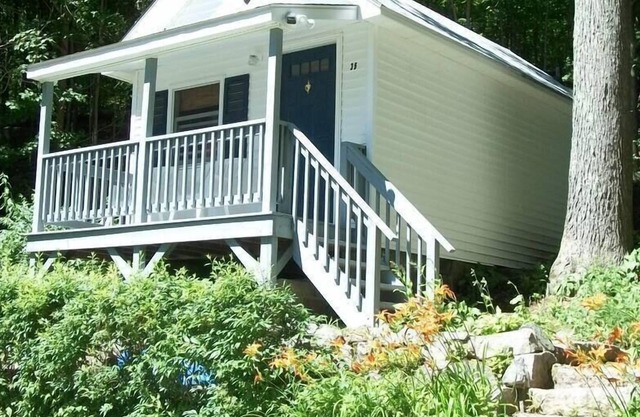 The Little Lodge (Cottage 5)