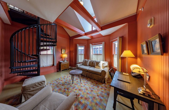 The Porches Inn at Mass MoCA