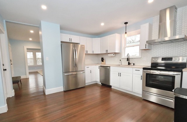 The Roosevelt 2, Stylish, Safe, Parking, near mall, quiet location sleep 6