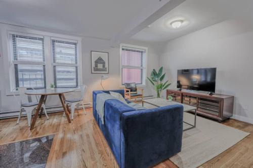 Theater District Cozy 1 BR