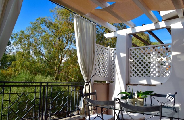 THREE-ROOM SUPERIOR SARDINIA SMERALDA SUITE