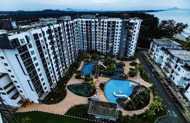 Timur Bay Beach Resort 