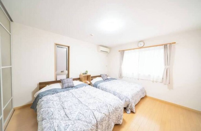 Tokyo Escape - Direct Train to Narita & Haneda