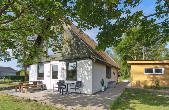 "Tomassine" - 200m to the inlet by Interhome