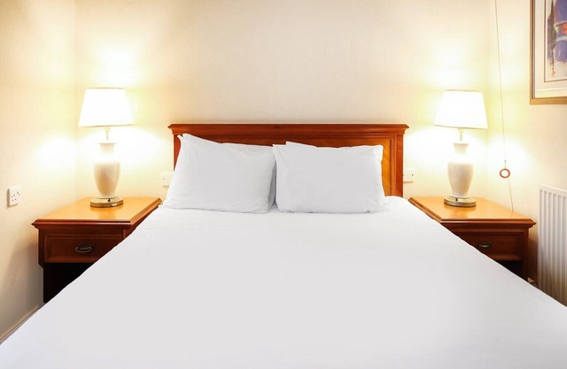 Tong Park | Standard Double