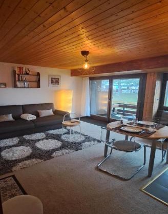 Très joli studio au centre de la station