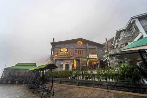 Treebo Premium Bridge View Regency, Mall Road