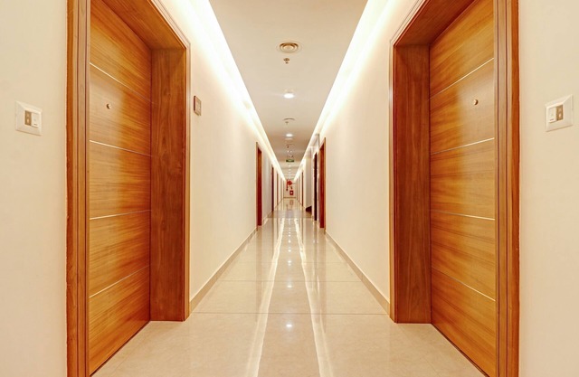 Treebo Premium Vahada