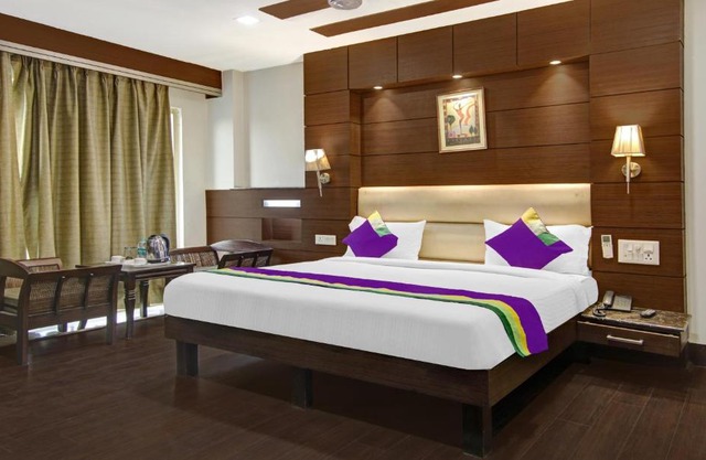 Treebo Trend Elite - 9 Km Away From Arun Jaitley Stadium, Delhi