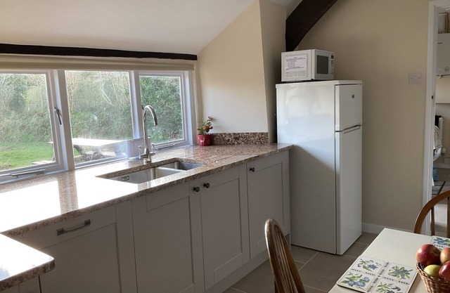 TREFASSER, family friendly, with a garden in Newport, Pembrokeshire