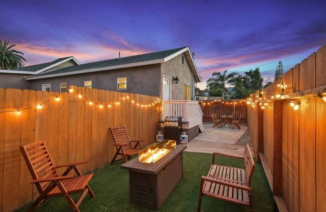 Trendy San Diego Bungalow - Private Backyard with Firepit