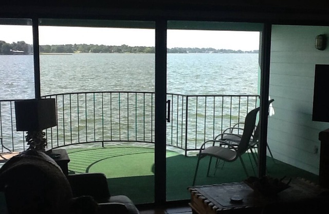 Tsui Manor @ 7 Coves, #1 - Fish, or Just Relax on the Balcony On the Water