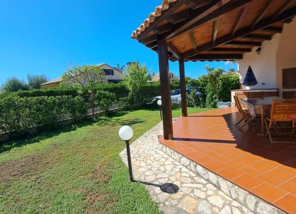 Tusa Appartavilla Residence le Case del sole Campofelice di Roccella