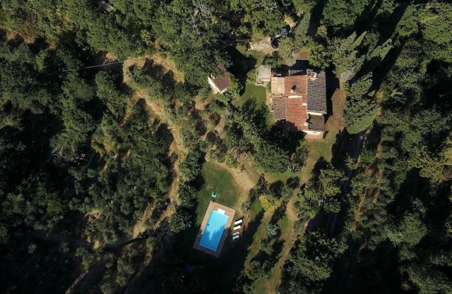 Tuscan Countryside Paradise with Pool