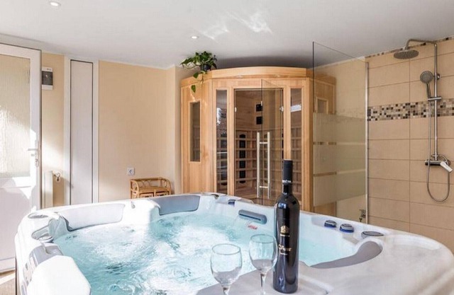 Two Bedroom House with Terrace