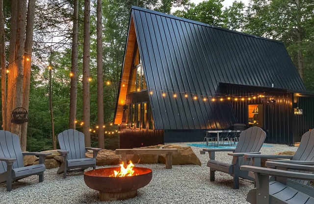 Two Pines Hollow | Private | Waterfall | Hot Tub