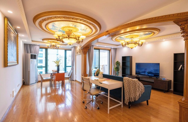 Tyms Xujiahui Modern 2BR APT