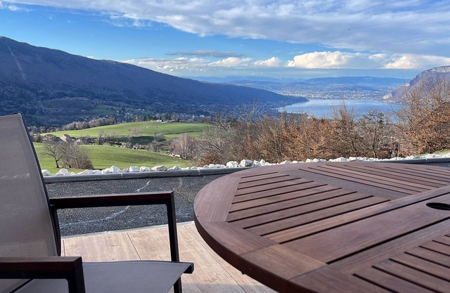 Unique, quiet Suite in the nature Lake & Mountains