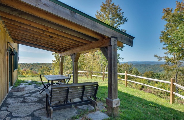 Unplug, Unwind & Explore: Remote Vermont Cabin