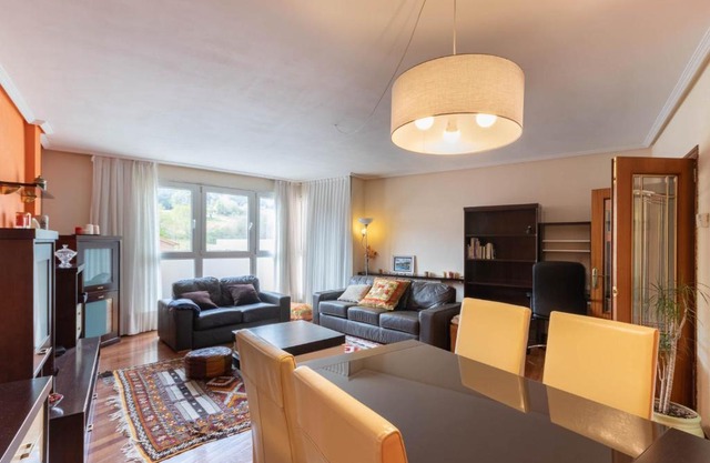 Urduliz with parking by Aston Rentals