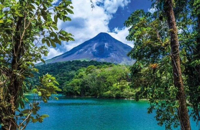 Vacation Mogati, near Arenal Volcano in La Fortuna de San Carlos
