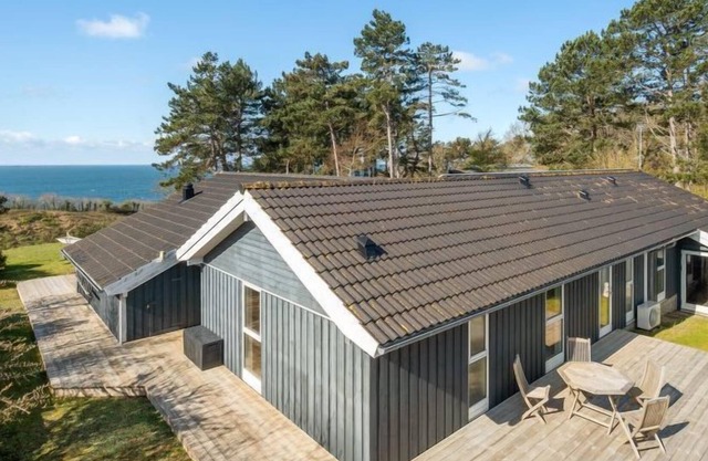 Vacation home "Keld" - 215m to the inlet in Sealand in Kalundborg - 8 persons, 4 bedrooms