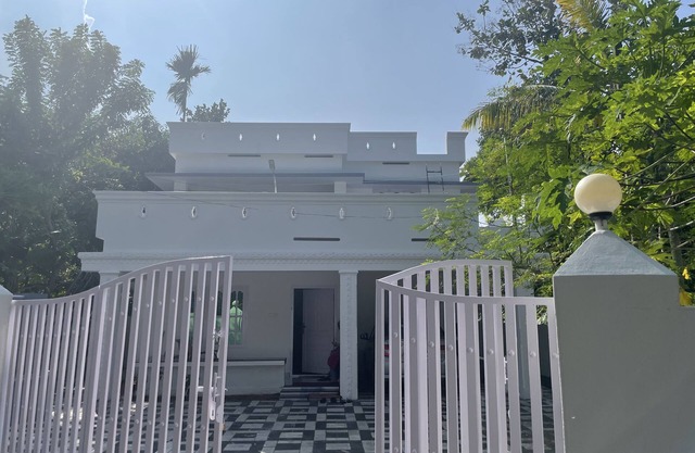 Varkala Beats - Travellers and Musicians Pad | Comfy House with Open terrace