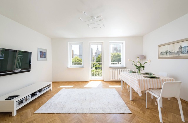 Varsovia Platinum Skyline Apartment