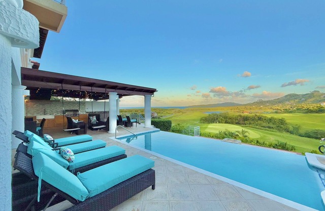 Villa 1006 @ Pristine Bay, French Harbour