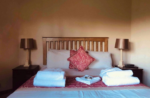 Villa 12, 3 Bedrooms, Sleeps 8, with Leisure Club Access