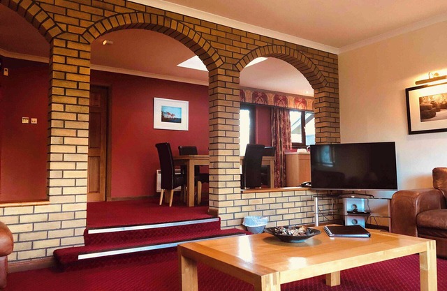 Villa 41, 3 Bedrooms, Sleeps 8, with Leisure Club Access