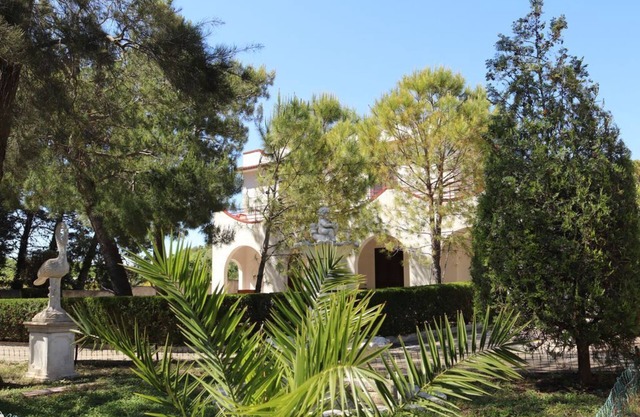 Villa 50 steps from the sea