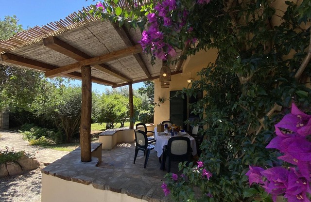 Villa la Bonaccia - Three Bedroom Villa, Sleeps 6