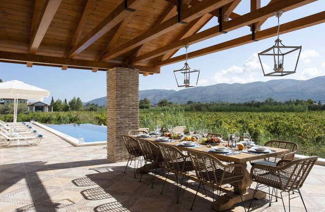 Villa Pythagoras - Seven Bedroom Villa, Sleeps 15