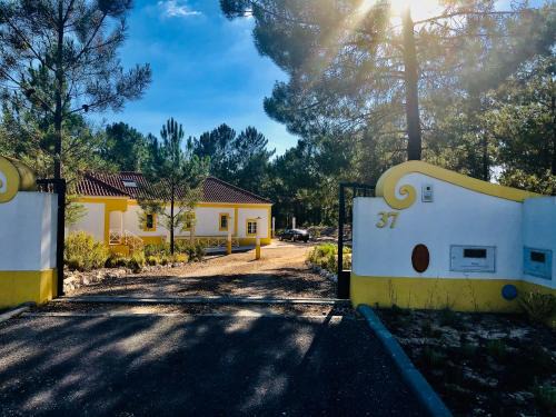 Villa Sal - Spacious, private Apartment in a Villa with pool