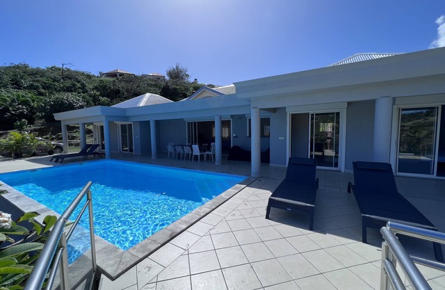 Villa Taïana Oyster Pond 180 meters from Lucas Bay beach!