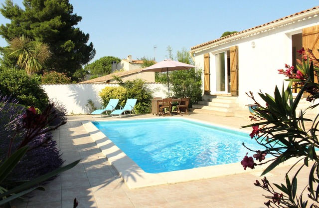 Villa With Private Pool & Pétanque Pitch