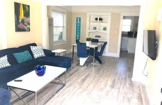 Viva San Diego - Enjoy the funnest neighborhood!