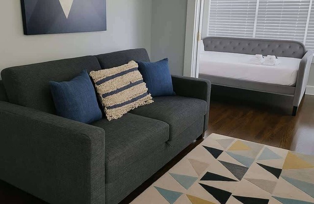 Warm & Stylish 2BR Apt