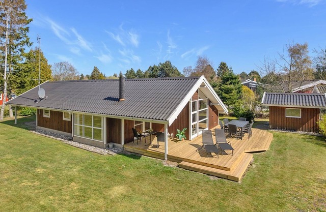 "Wegher" - 650m from the sea by Interhome