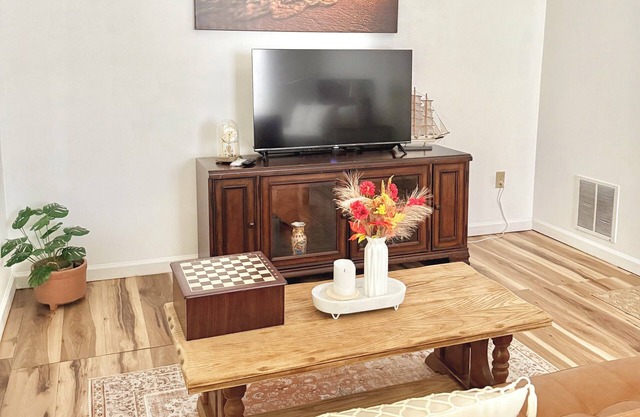 Welcome to Your Perfect Home Away from Home – Comfort, and Relaxation Awaits!