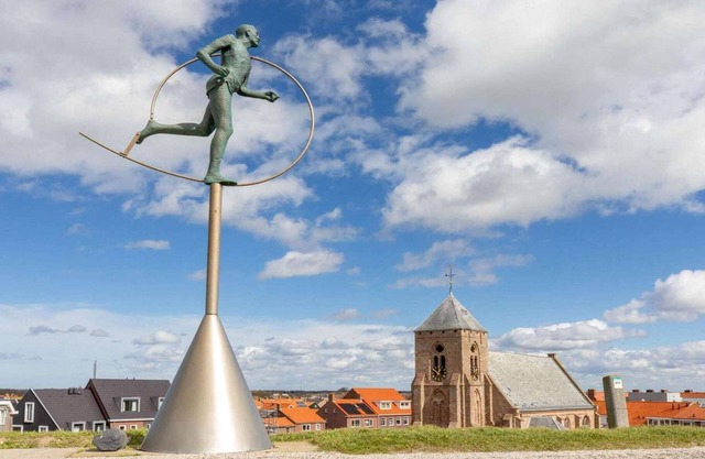 Wifi and golden beaches; Home