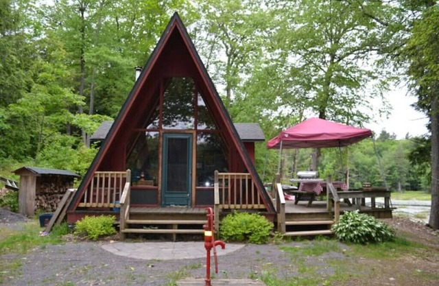 Wilderness Beech Cabin on Private Laken