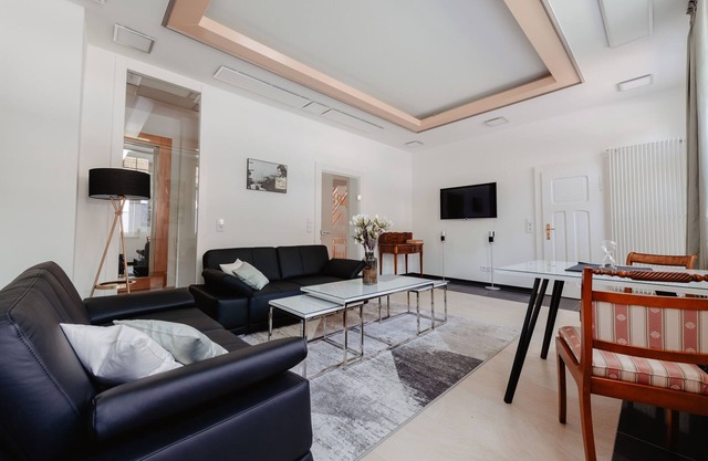 Wilhelm Busch - First Wohnen Gmbh